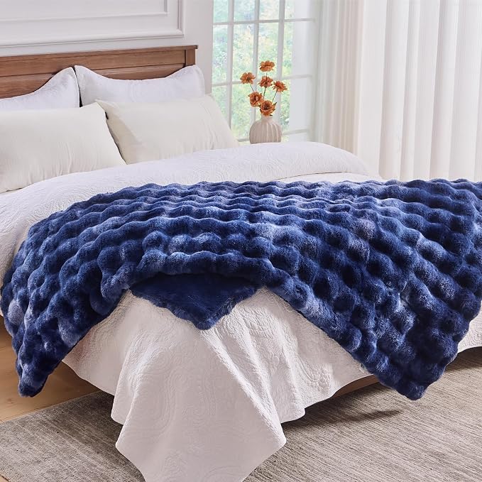 BENVWE Fluffy Faux Fur Throw Blanket - Image 8