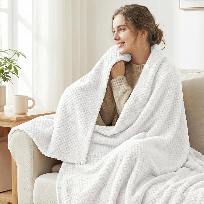 Exclusivo Mezcla Soft Waffle Fleece Bed Blanket King Size, Cozy Flannel - Image 2