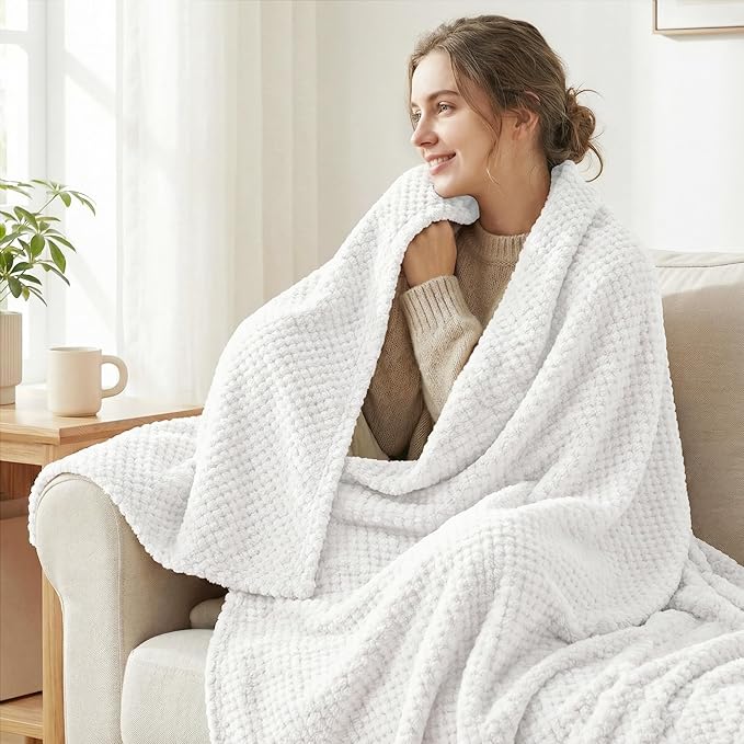 Exclusivo Mezcla Soft Waffle Fleece Bed Blanket Queen Size, Cozy Flannel - Image 2