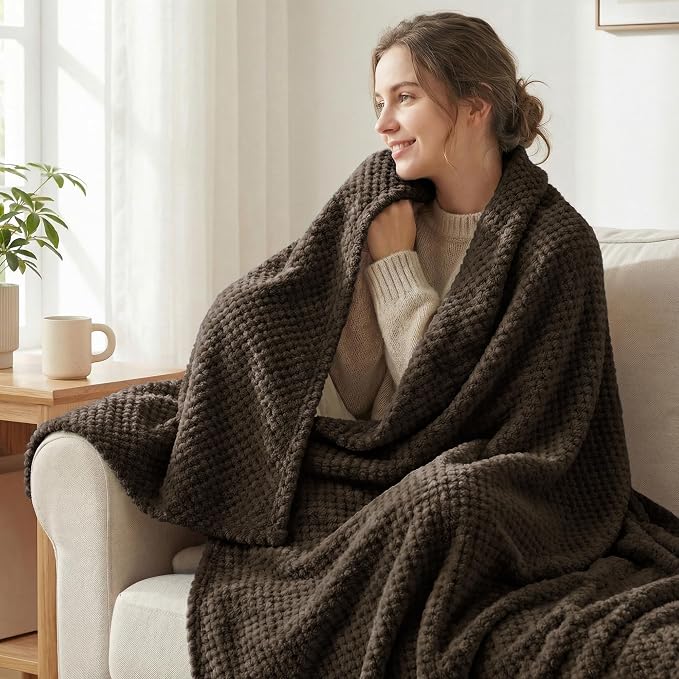 Exclusivo Mezcla Soft Waffle Fleece Bed Blanket Queen Size, Coffee | - Image 2