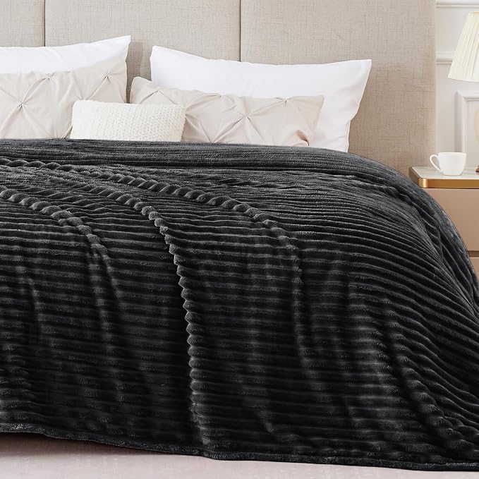 BEDELITE 3D Ribbed Jacquard Black Blankets Queen Size by BEDELITE
