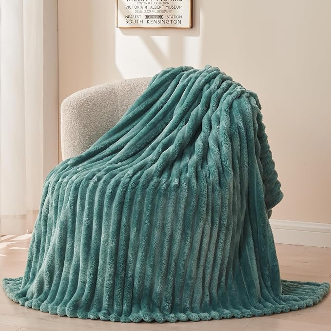 NEWCOSPLAY Fleece Ribbed Cozy Twin Blanket by NEWCOSPLAY
