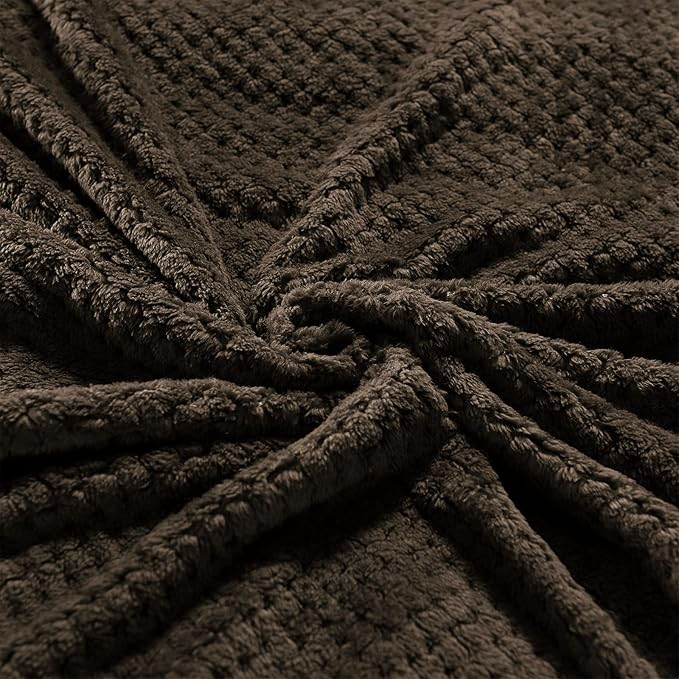 Exclusivo Mezcla Soft Waffle Fleece Bed Blanket King Size, Coffee | Lightweight - Image 8