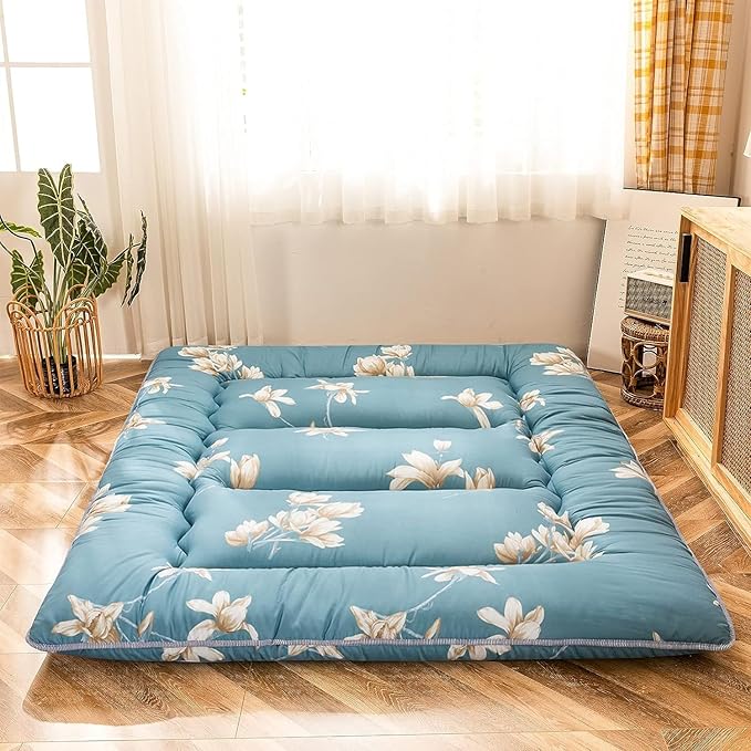 MAXYOYO Floral Printed Japanese Floor Mattress Futon Mattress Queen Size Foldable Bed Roll Up Camping Mattress Floor Bed Couches and Sofas