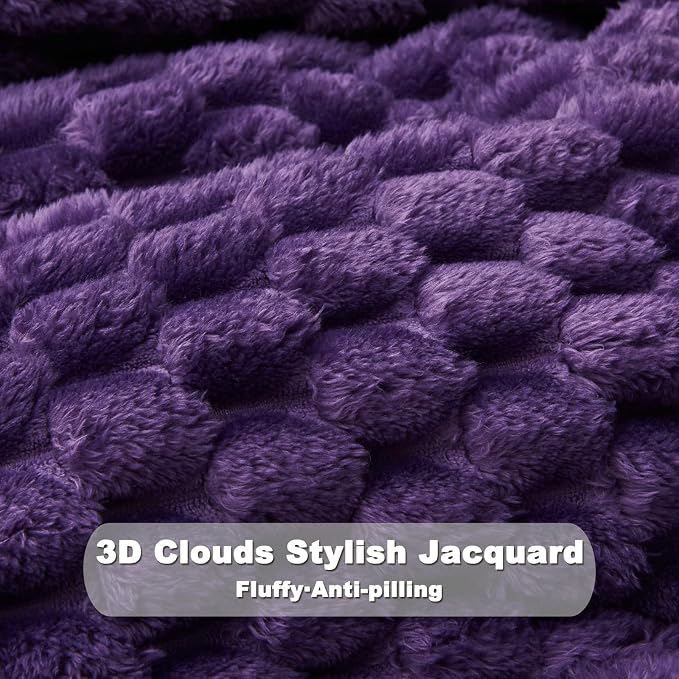 NEWCOSPLAY Fleece Clouds Cozy Queen Blanket - Image 5