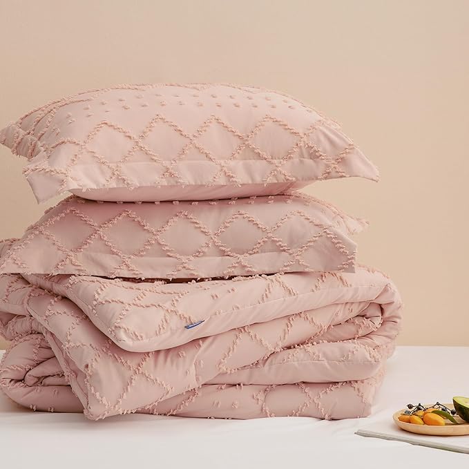 Bedsure King Comforter Set - Coral Pink Comforter, Boho Tufted Shabby Chic Bedding for Kids, 3 Pieces Vintage Farmhouse Bed Set for All Seasons, Fluffy Soft Bedding with 2 Pillow Shams
