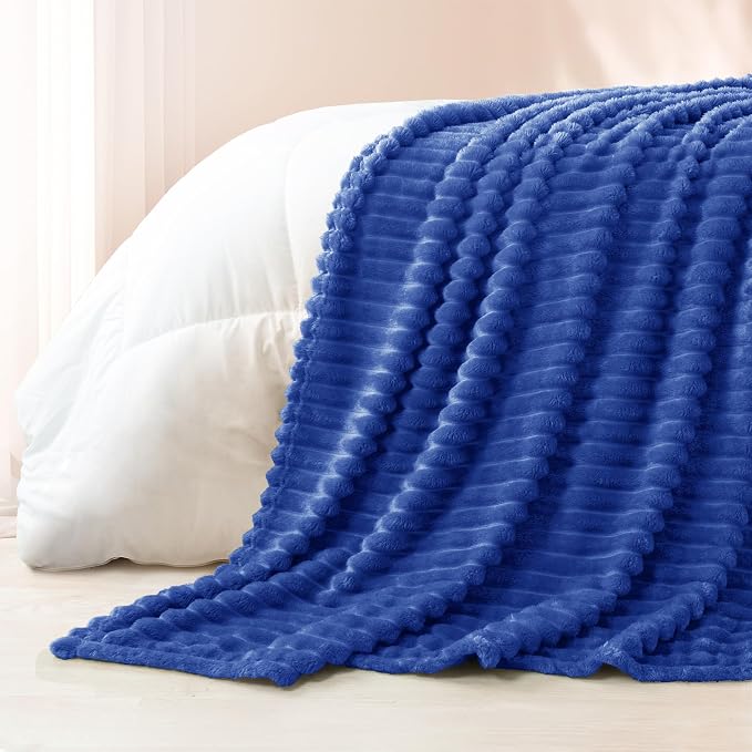 Exclusivo Mezcla Striped King Size Fleece Blanket - Image 6