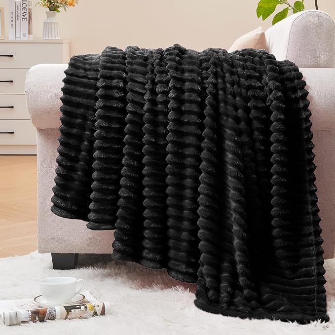 BEDELITE 3D Ribbed Jacquard Black Fleece Twin Blanket by BEDELITE