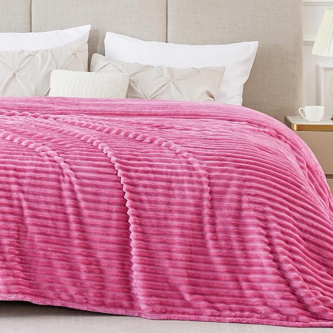 BEDELITE 3D Ribbed Jacquard Hot Pink King Size Blanket by BEDELITE