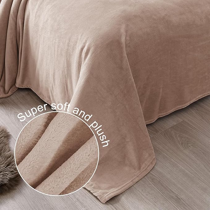 Exclusivo Mezcla Fleece Blanket Twin Size for Bed, Super Soft and Warm, All Season Use, Cozy, Plush, Lightweight, 90x66 Inches, Camel