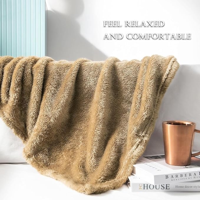 Exclusivo Mezcla Plush Fuzzy Fleece Throw Blanket Extra Large, Super Soft, Fluffy and Warm Blankets for Couch, Bed, Suitable for All Seasons (50x70 Inches, Brown)