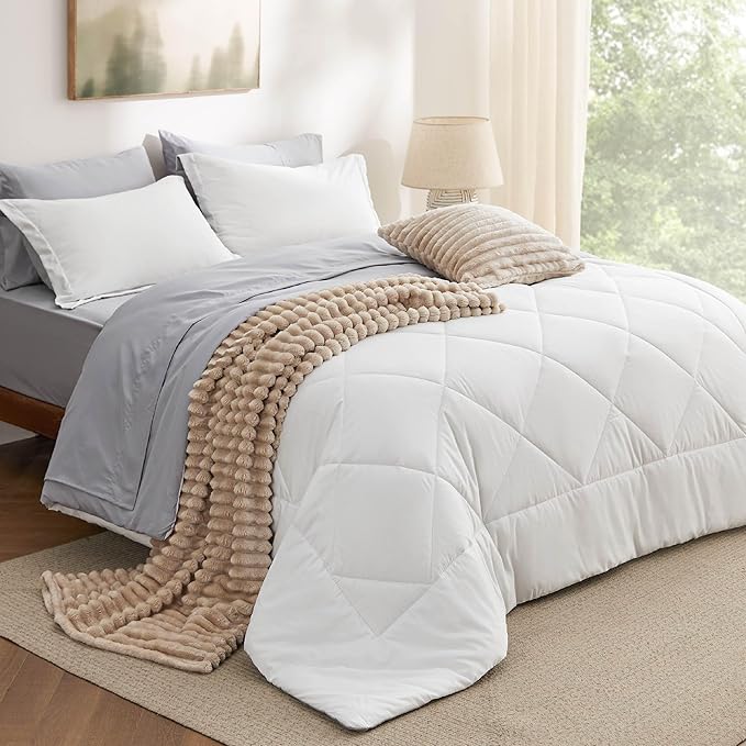 Bedsure King Comforter Set - 7 Pieces Reversible White and Grey Bedding, King Bed Set for All Seasons, Bed in a Bag with Down Alternative Comforter, Grey Sheets, Pillowcases & Shams