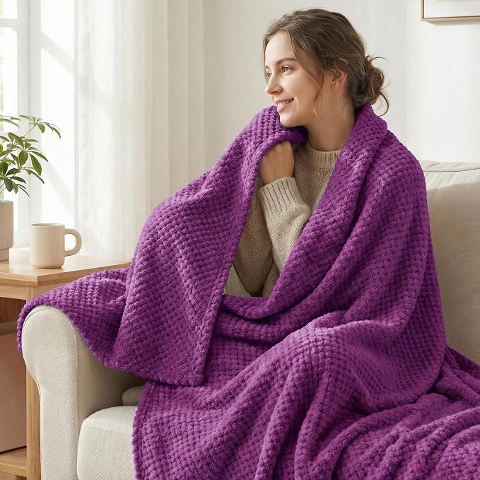 Exclusivo Mezcla Large Waffle Fleece Throw Blanket - Image 2