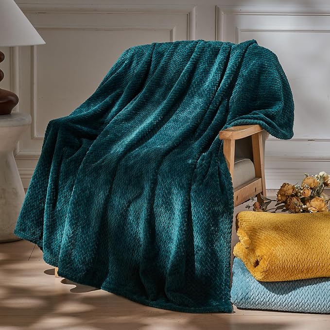 NEWCOSPLAY Super Soft King Blanket Dark Teal Premium Silky Flannel Fleece Leaves Pattern Lightweight Bed Blanket All Season Use (Dark Teal, King(90"x110"))