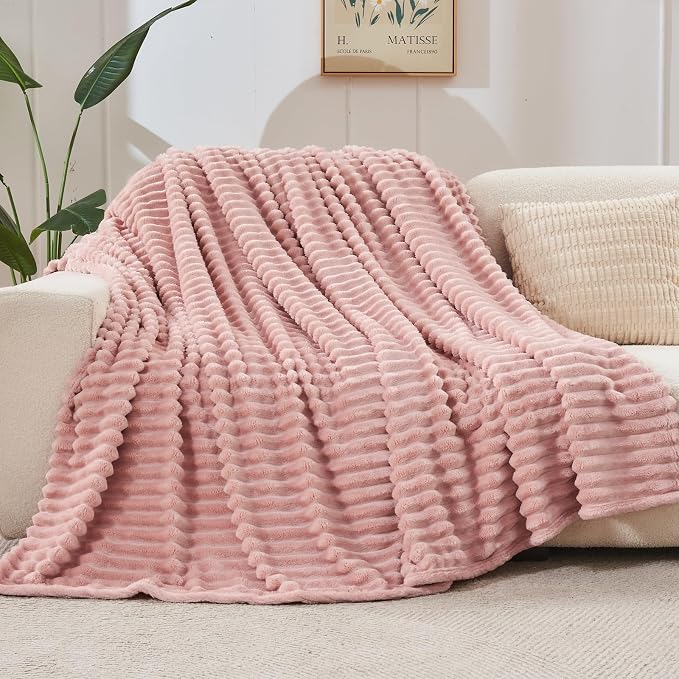 NEWCOSPLAY Fleece Ribbed Cozy Twin Blanket - Image 7