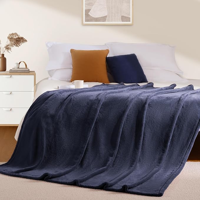 BEAUTEX Fleece Throw Blanket for Couch Sofa or Bed Throw Size, Soft Fuzzy Plush Blanket, Luxury Flannel Lap Blanket, Super Cozy and Comfy for All Seasons (Navy Blue, 50" x 60")