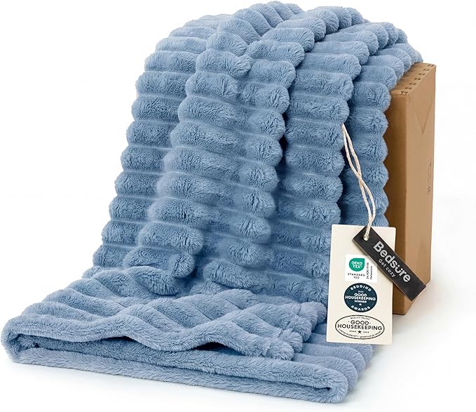 Bedsure Soft Blue Throw Blanket by Unknown