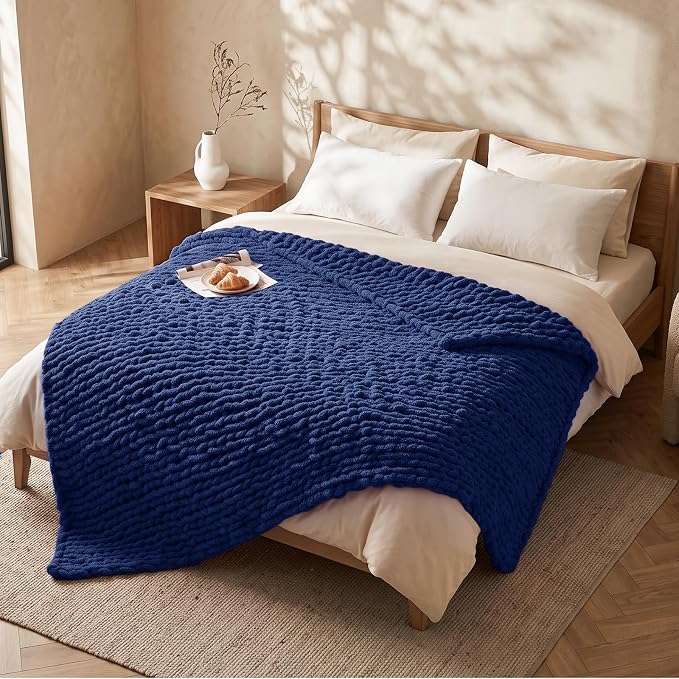 L'AGRATY Chunky Knit Throw Blanket - Image 8