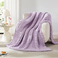 L'AGRATY Chunky Knit Throw Blanket by LAGRATY