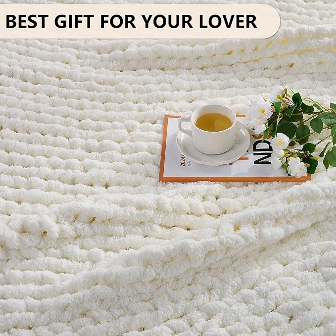 L'AGRATY Chunky Knit Throw Blanket - Image 6
