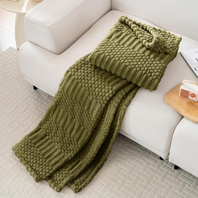 60x80 Inch Green Twin Blanket - Image 4