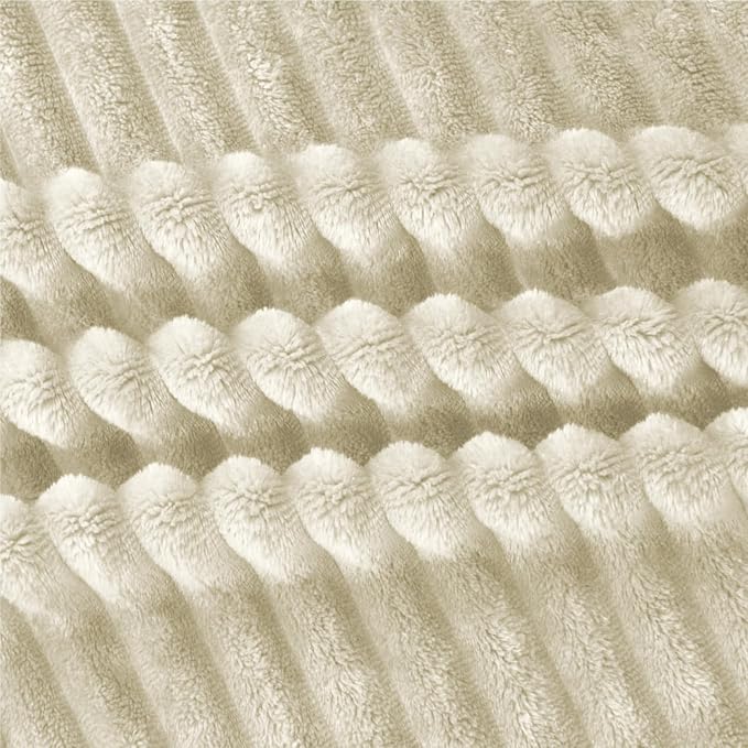 BEDELITE 3D Ribbed Jacquard Beige King Size Blankets - Image 4