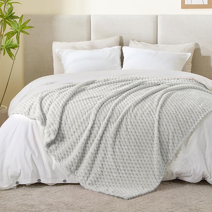 BEDELITE Light Grey Throw Blanket - Image 3