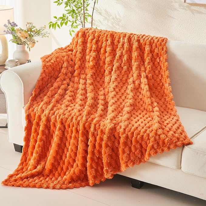 NEWCOSPLAY Fleece Clouds Cozy Throw Blanket - Image 3