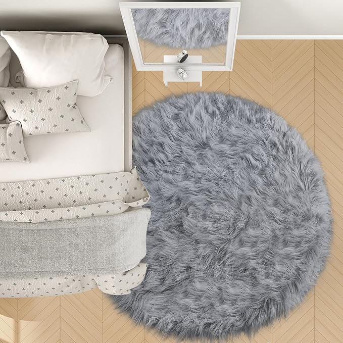 Faux Fur Rug, 5x5 Feet Grey Round Rugs - Image 4