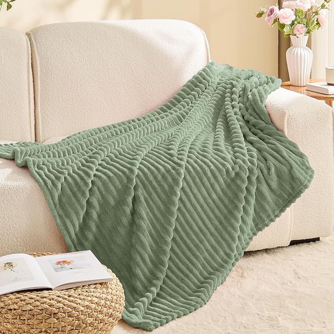 BEDELITE 3D Ribbed Sage Grey Green Fleece Twin Blanket - Image 8
