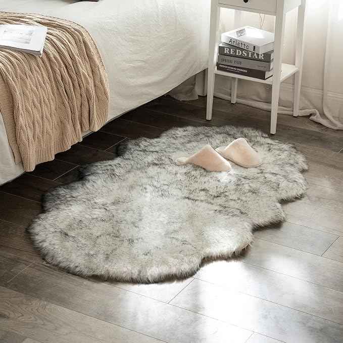 MIULEE Fluffy Area Rug 3x5 ft Faux Fur Sheepskin Rug Gradient Grey | Luxury by MIULEE