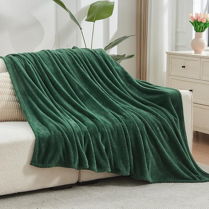 NEWCOSPLAY Super Soft King Blanket Dark Green Premium Silky Flannel Fleece Leaves Pattern Lightweight Bed Blanket All Season Use (Dark Green, King(90"x110"))