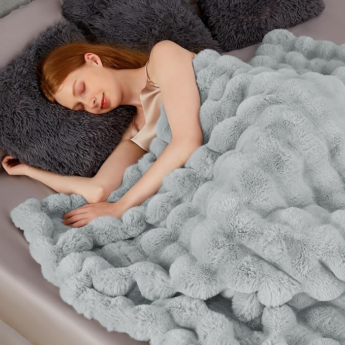 Luxury 1000GSM Faux Rabbit Fur Throw Blanket, Super Heavy Warm Cozy Grey - Image 2