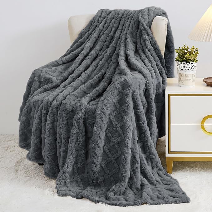 Aganear Fleece Throw Blanket for Bed Couch 90"x108" Grey | Lightweight Fuzzy - Image 3