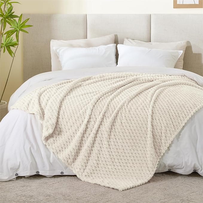 BEDELITE Cream Twin Blanket for Couch, Soft Cozy Gifts for Women, 60 * 80 | 3D - Image 5