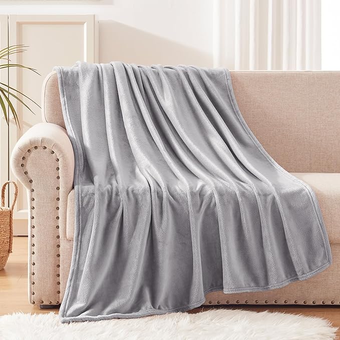 Exclusivo Mezcla Extra Large Fleece Throw Blanket for Couch, Sofa, 300GSM Super Soft and Warm Blankets, Light Grey Throw All Season Use, Cozy, Plush, Lightweight, 50x70 Inches
