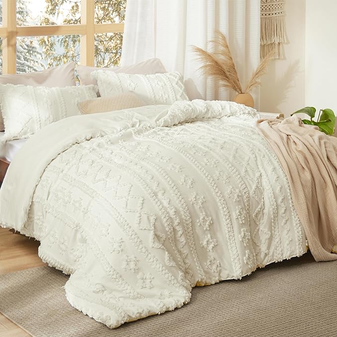 Bedsure Tufted Boho Comforter Set Queen Size - Ivory Boho Bed Set, GentleSoft™ 3 Pieces Farmhouse Shabby Chic Embroidery Bedding, Gifts for Woman, Soft Jacquard Queen Comforter for All Seasons