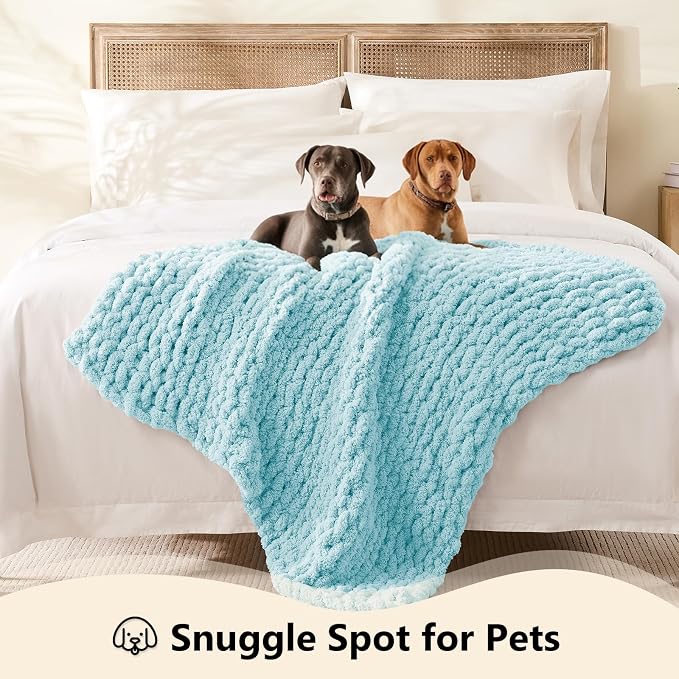 L'AGRATY Chunky Knit Throw Blanket - Image 3