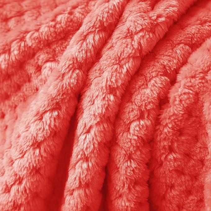 Exclusivo Mezcla Waffle Fleece Throw Blanket - Image 8