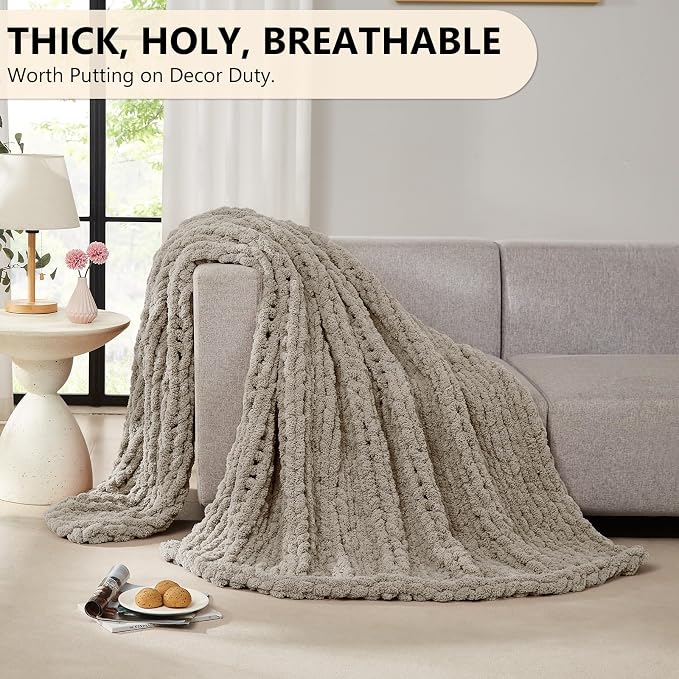 L'AGRATY Chunky Knit Throw Blanket - Image 6