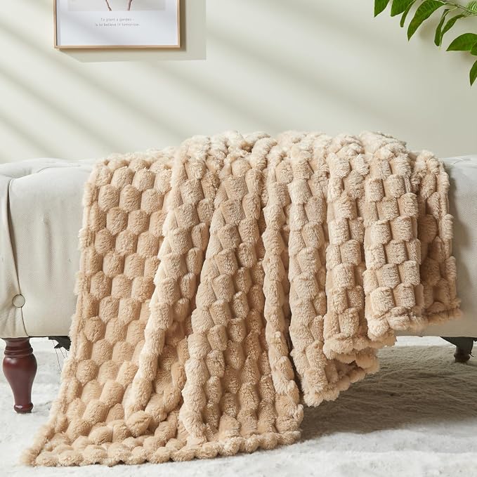 NEWCOSPLAY Fleece Clouds Cozy King Blanket - Image 9