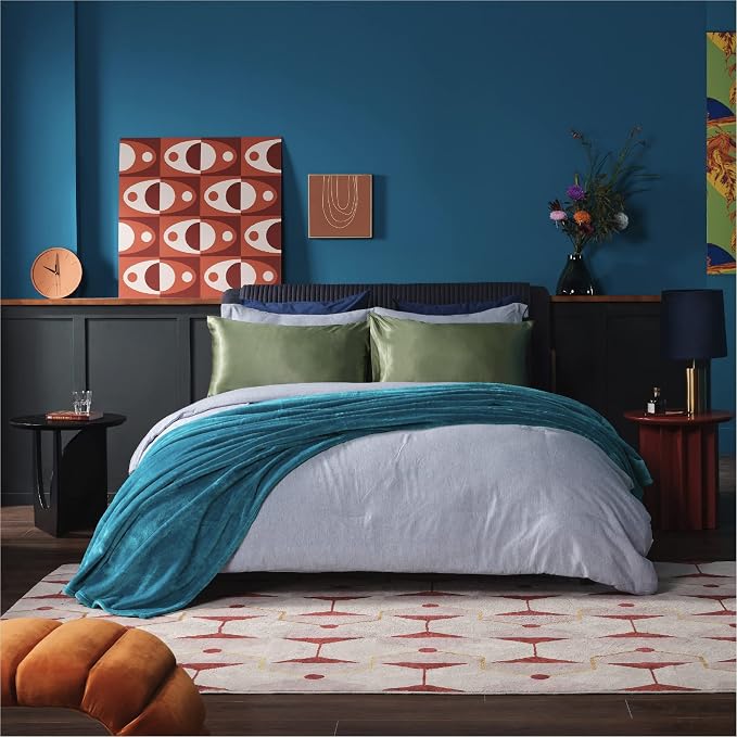 Bedsure GentleSoft Fleece Blankets Queen Size Teal - Image 6