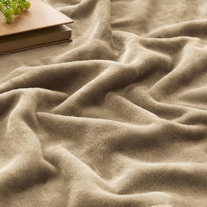 BEDELITE Fleece Blanket Soft Plush Throw - Image 3