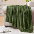 BEDELITE 3D Ribbed Jacquard Moss Fleece Twin Blanket by BEDELITE