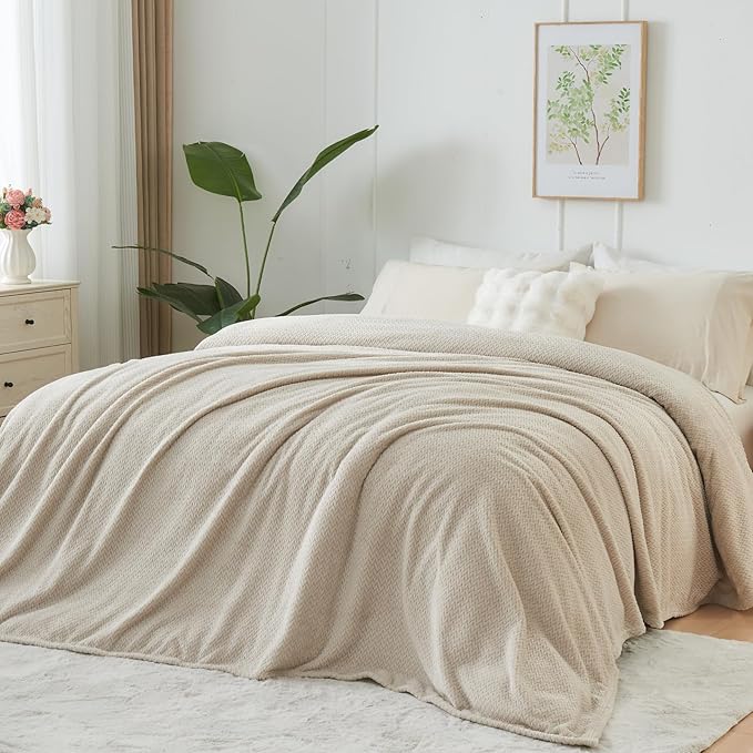 NEWCOSPLAY Super Soft Throw Blanket Linen Premium Silky Flannel Fleece Leaves Pattern Lightweight Bed Blanket All Season Use (Linen, Throw(50"x60"))