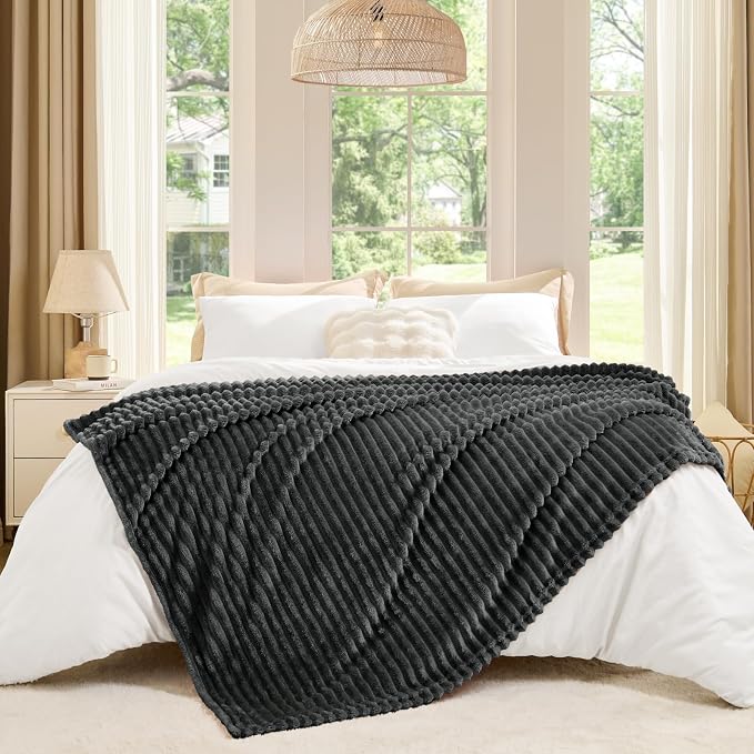 BEDELITE 3D Ribbed Charcoal Grey Fleece Throw Blanket - Image 6