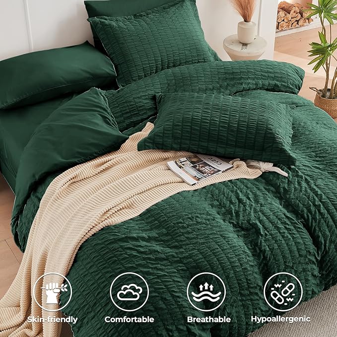 HYMOKEGE Emerald Green Queen Comforter Set Seersucker 7 Pieces, All Season Luxury Bed in a Bag Queen for Bedroom, Bedding Set with Comforter, Sheets, Pillowcases & Shams