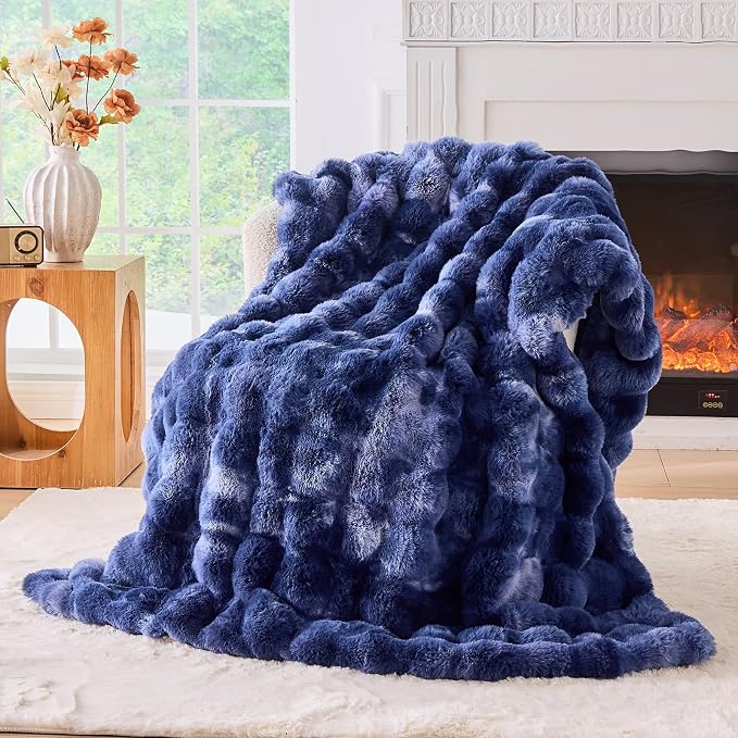 BENVWE Fluffy Faux Fur Throw Blanket by BENVWE