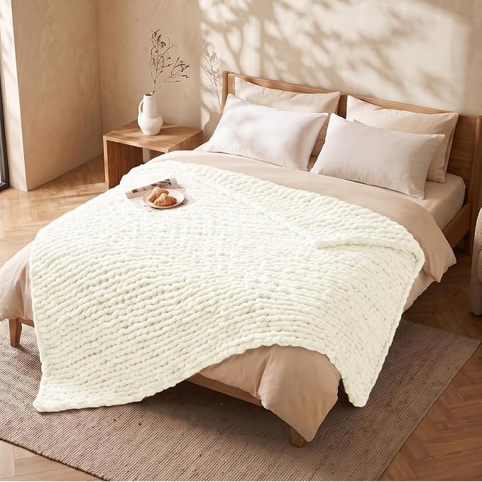L'AGRATY Chunky Knit Throw Blanket - Image 8