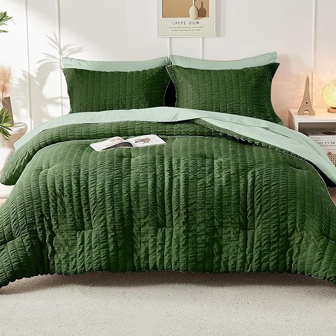 HYMOKEGE Dark Green/Sage Green King Size Comforter Set Seersucker 7 Pieces, All Season Luxury Bed in a Bag for Bedroom, Bedding Set with Comforter, Sheets, Pillowcases & Shams
